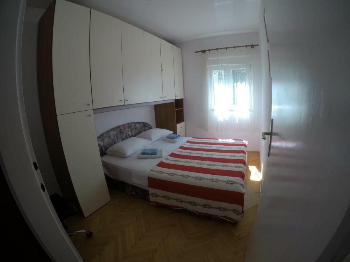 Apartman Kalajzic โอมิช ภายนอก รูปภาพ