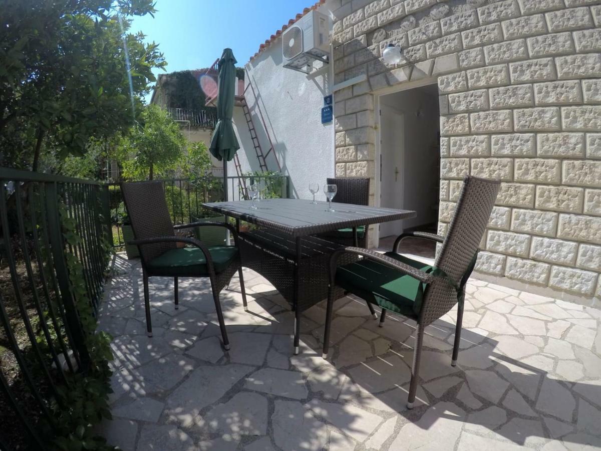 Apartman Kalajzic โอมิช ภายนอก รูปภาพ